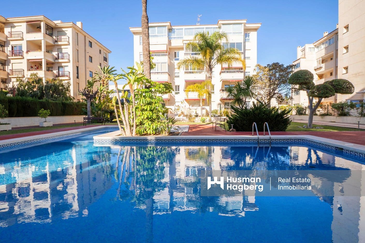 Exklusiv takvåning med havsutsikt i hjärtat av Albir