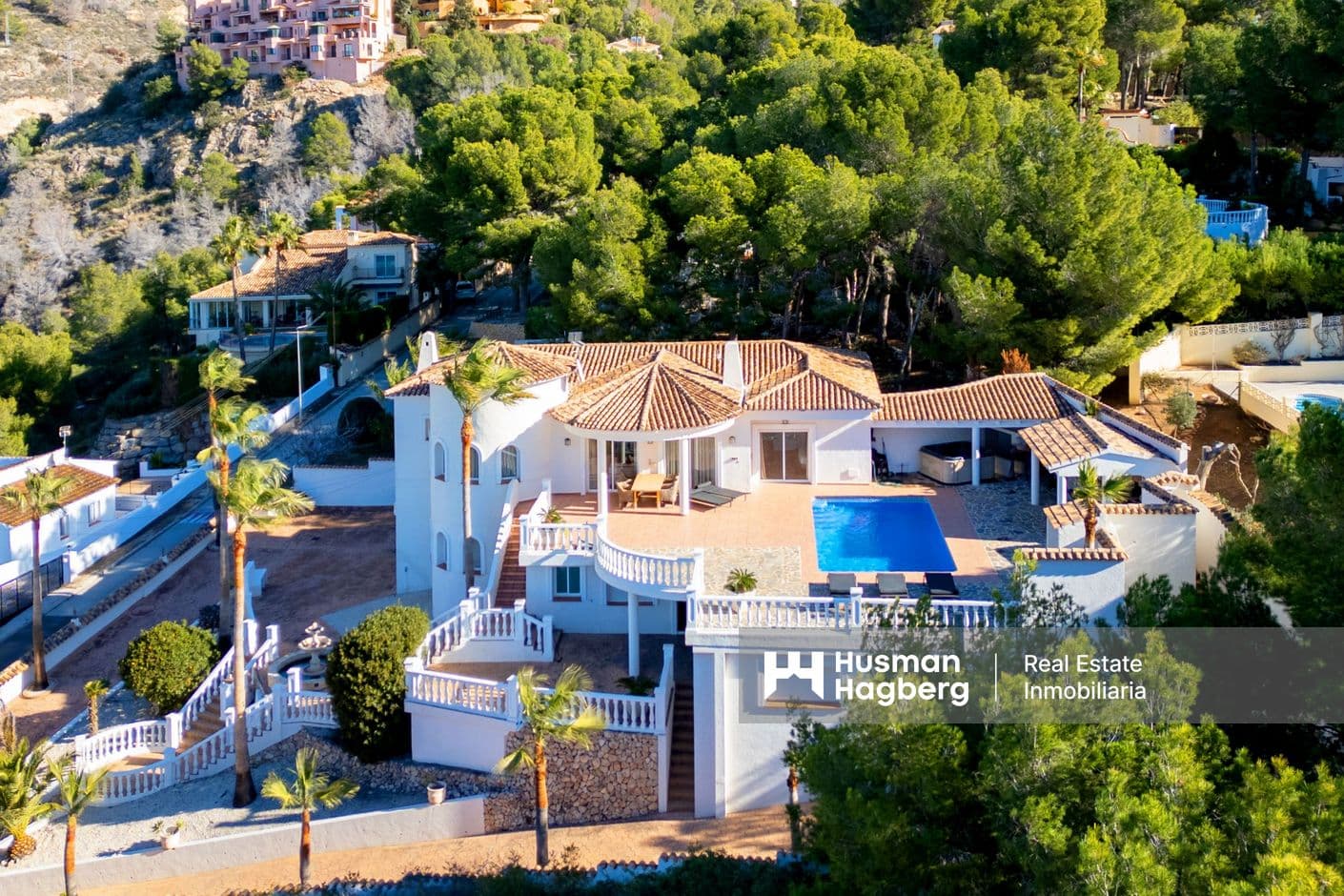 Exklusiv medelhavsvilla med spektakulär panoramautsikt