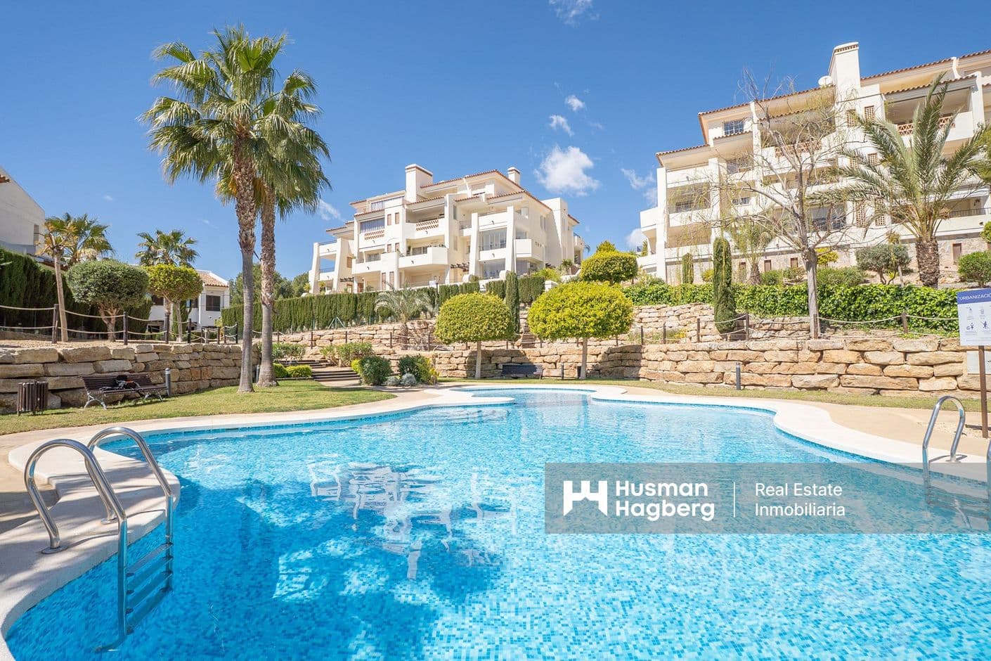 Duplex penthouse with sea views in Finestrat