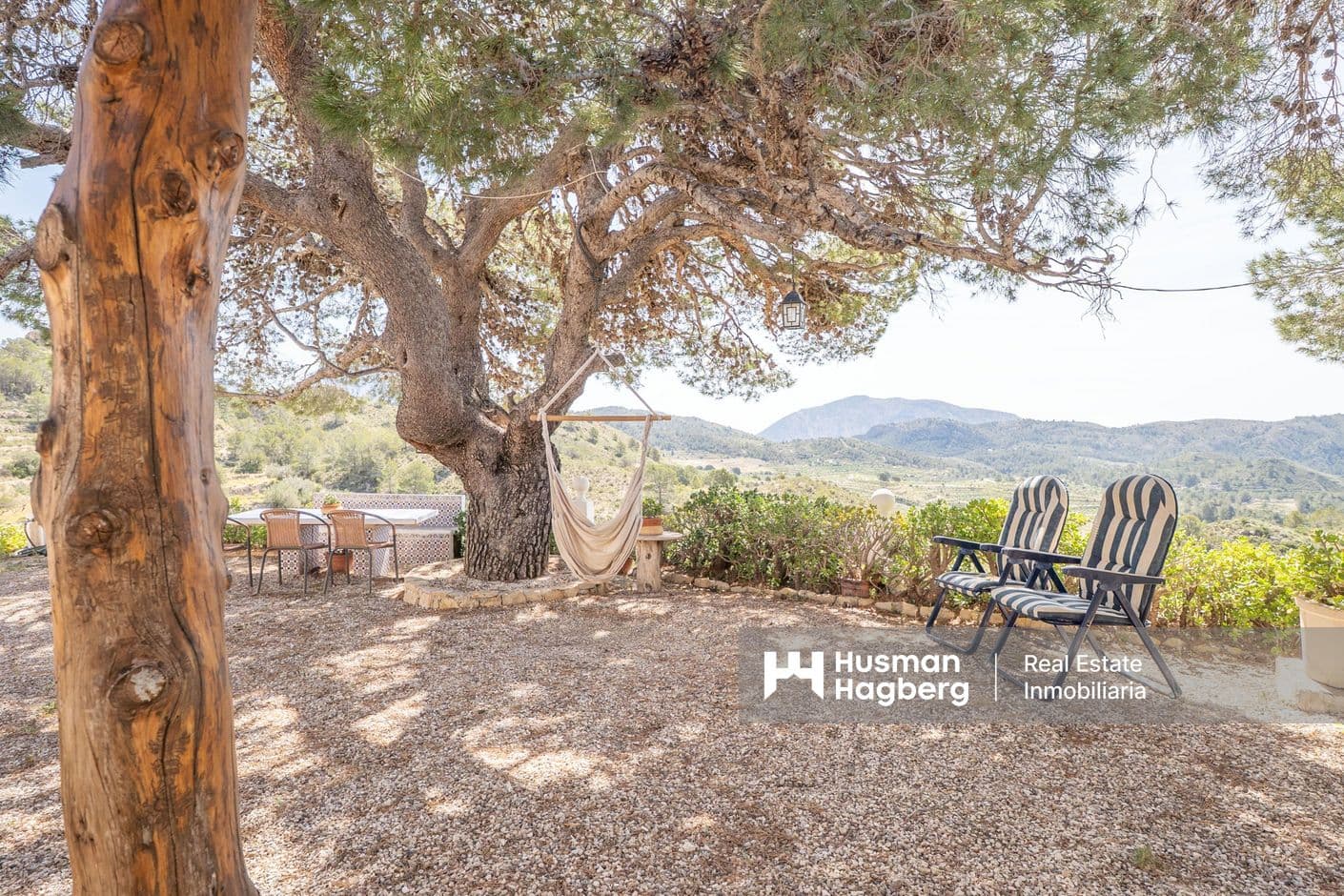 Large plot 52,000 m² with development potential