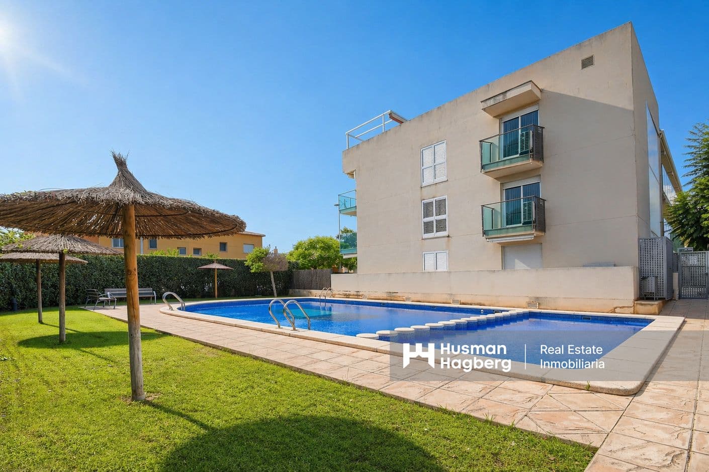 3 bedroom apartment near the sea