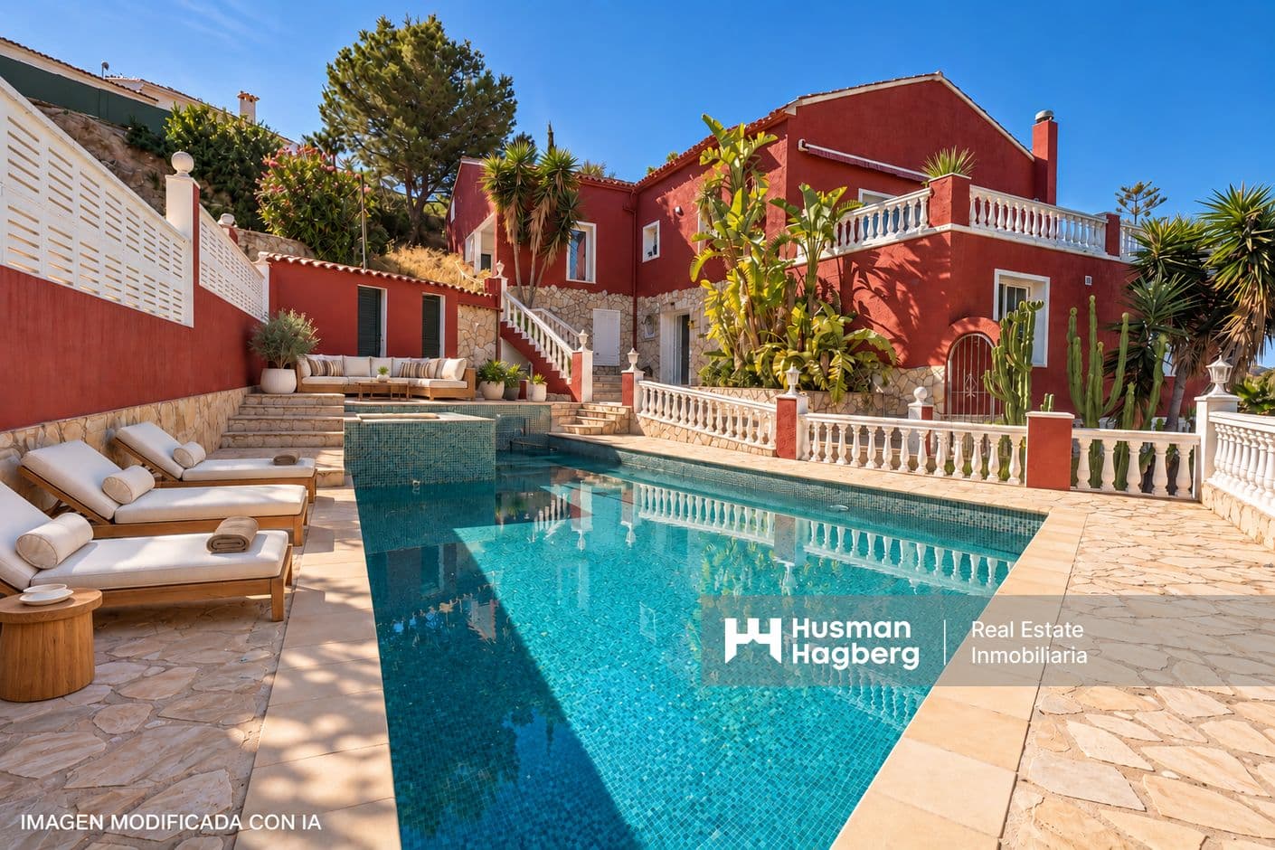 Large villa with pool, two guest houses, Calpe