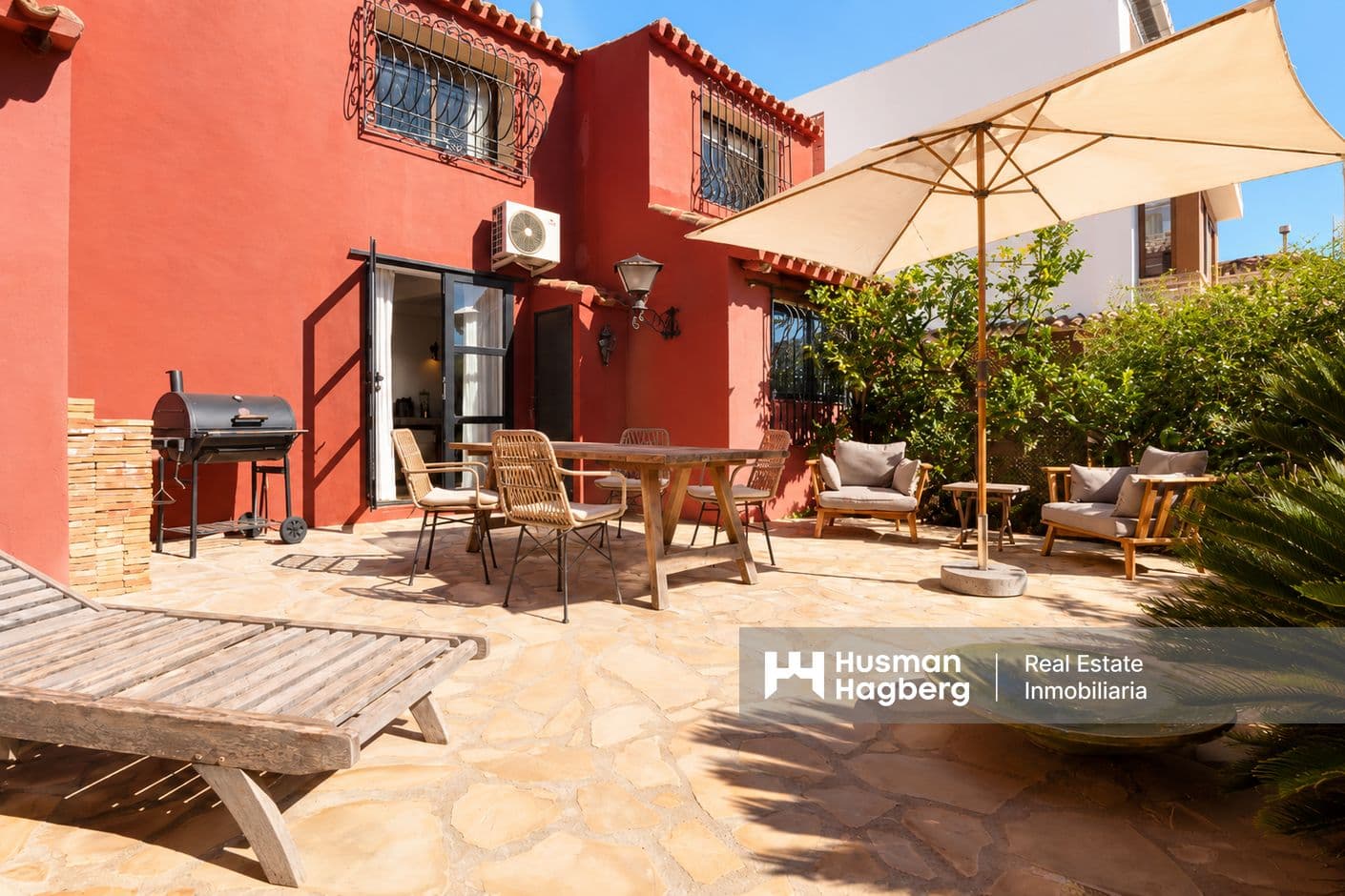 A magical Spanish village house with its own garden in Tárbena
