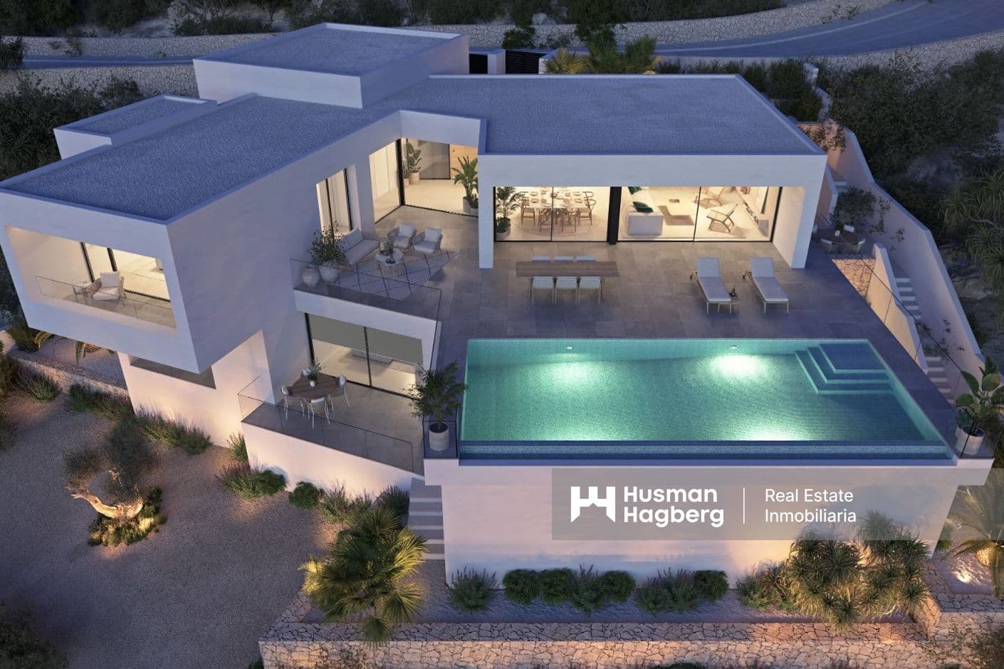 Modern lyxvilla med panoramautsikt över Medelhavet
