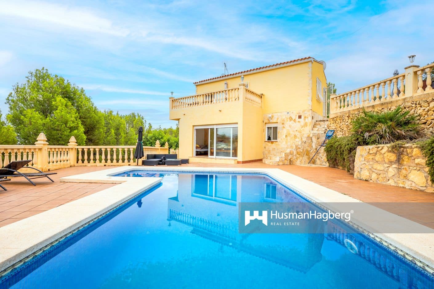 Fristående villa i La Nucia med privat pool och turistlicens