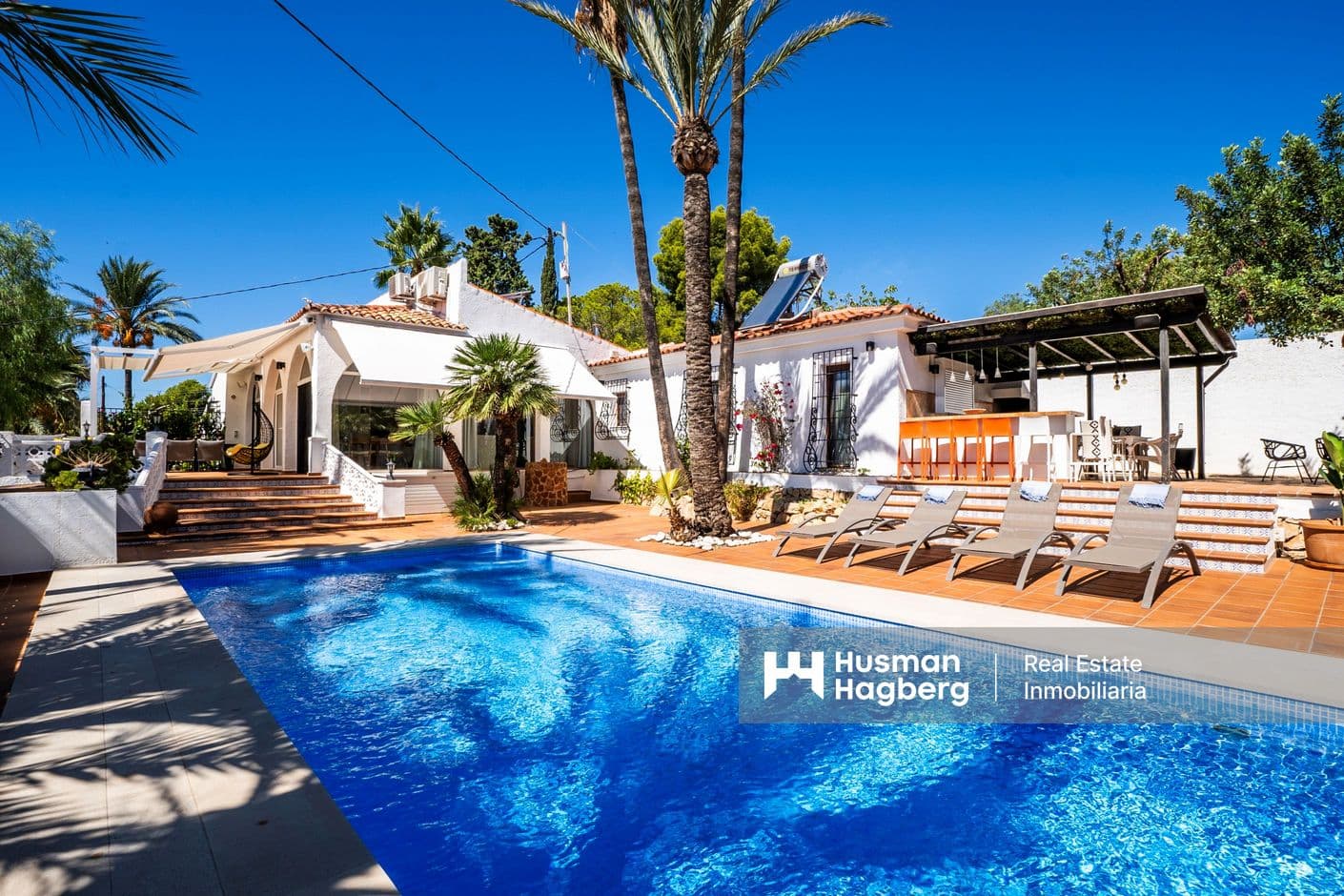 Completely renovated villa in El Planet