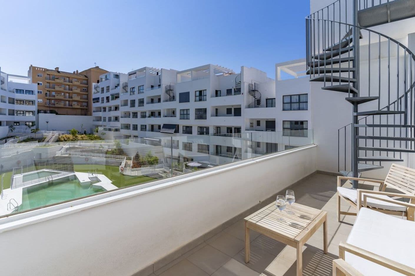 Drömpenthouse med takterrass i Estepona old town