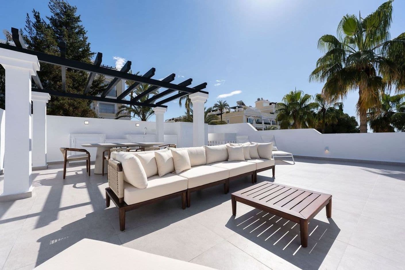 Stilfullt renoverat Penthouse