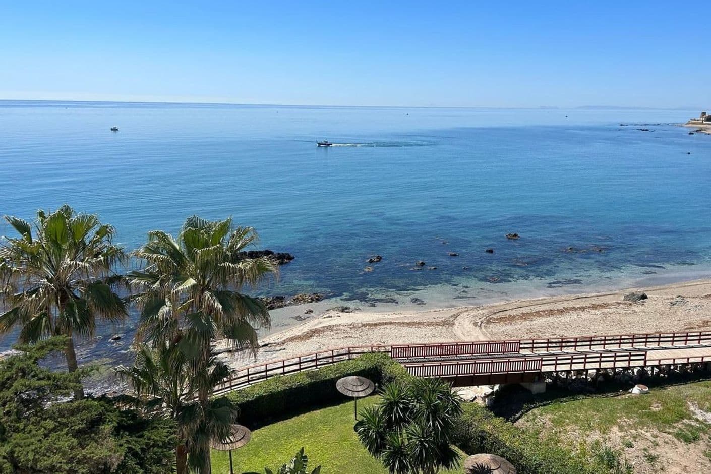 Bo precis vid Medelhavet