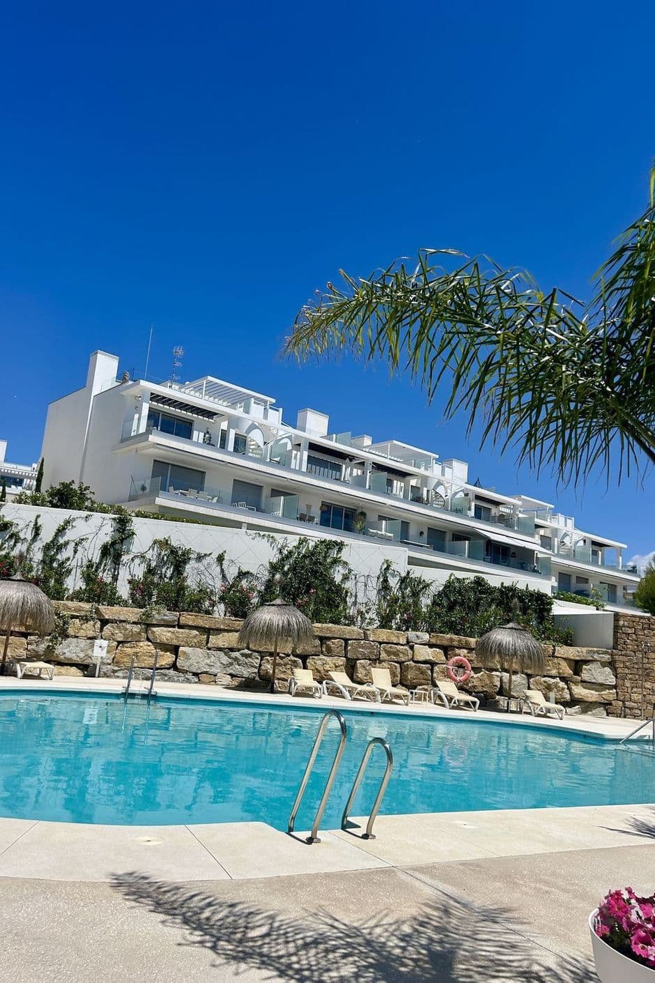 Modern yteffektiv lägenhet på New Golden Mile