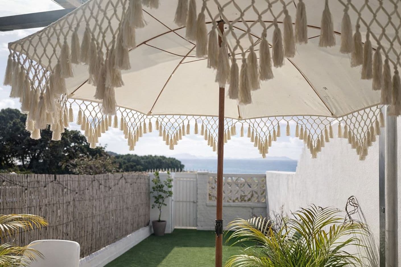 Totalrenoverat radhus med havsutsikt i eftertraktade Seghers