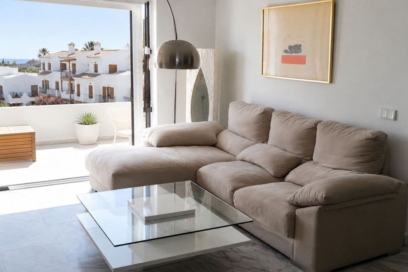 Corner townhouse 200 meters from the sea
