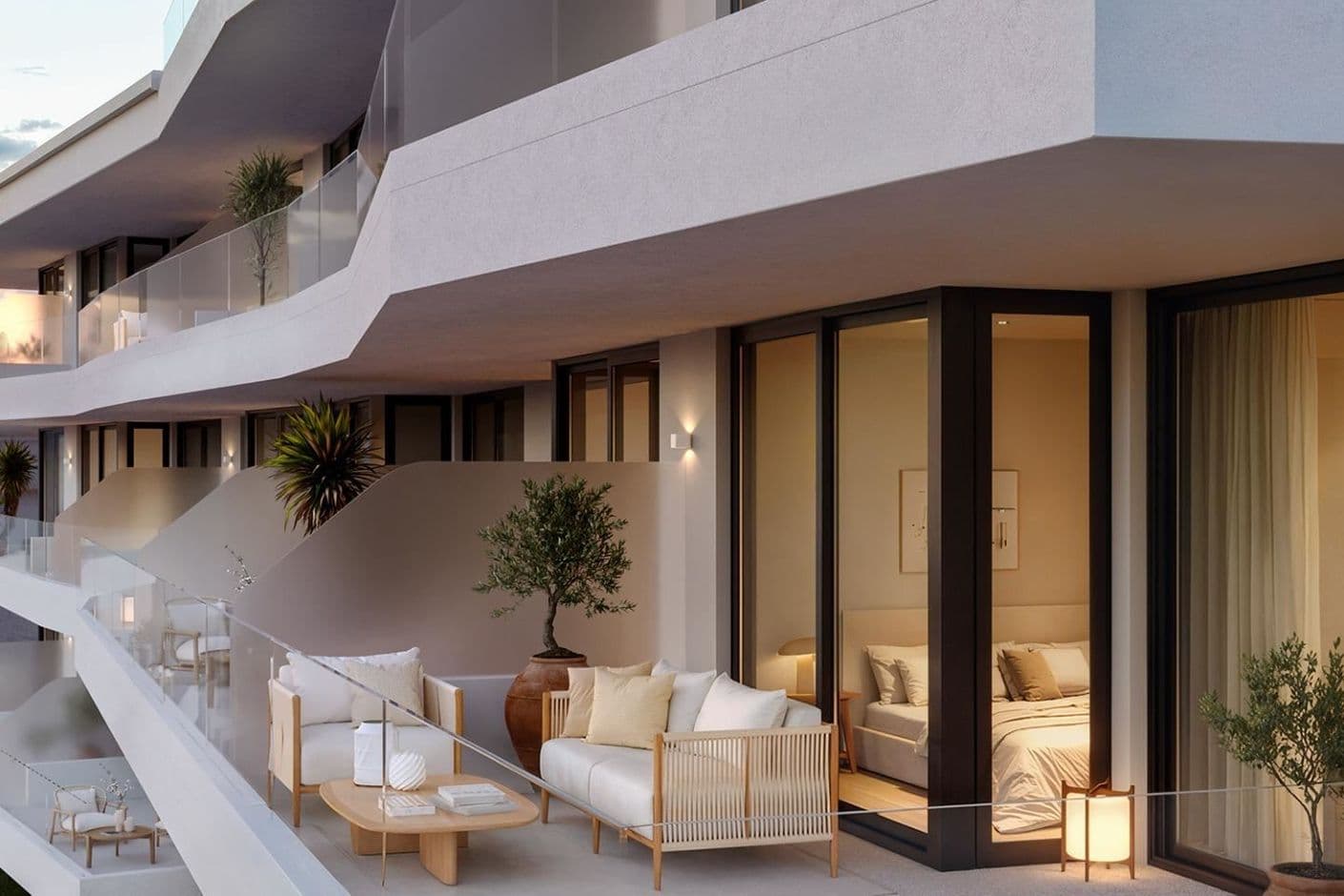 Live in a peaceful environment with the sea, the sun and Fuengirola close at hand