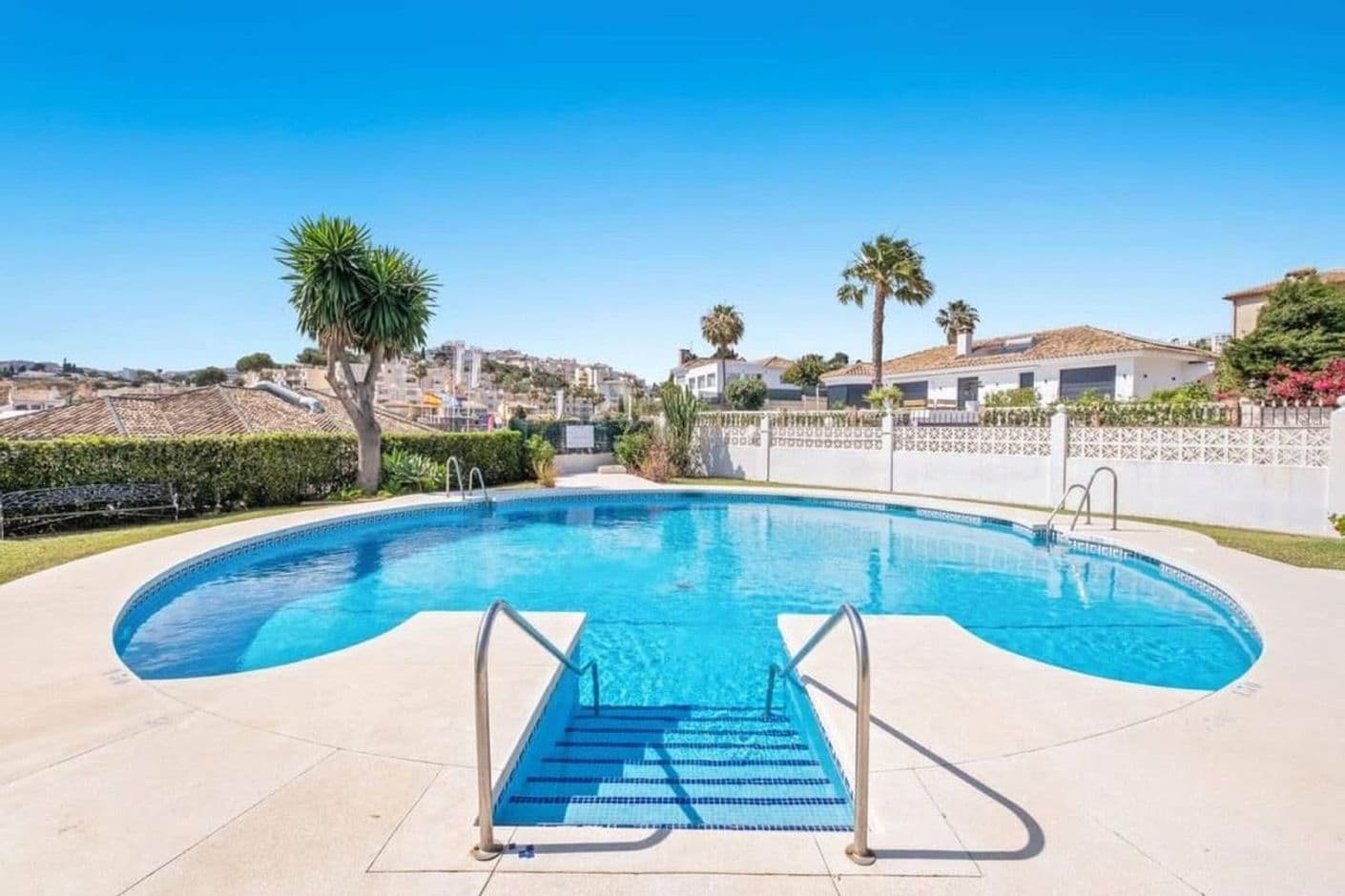 Trevlig lägenhet med närhet till allt i Riviera del Sol