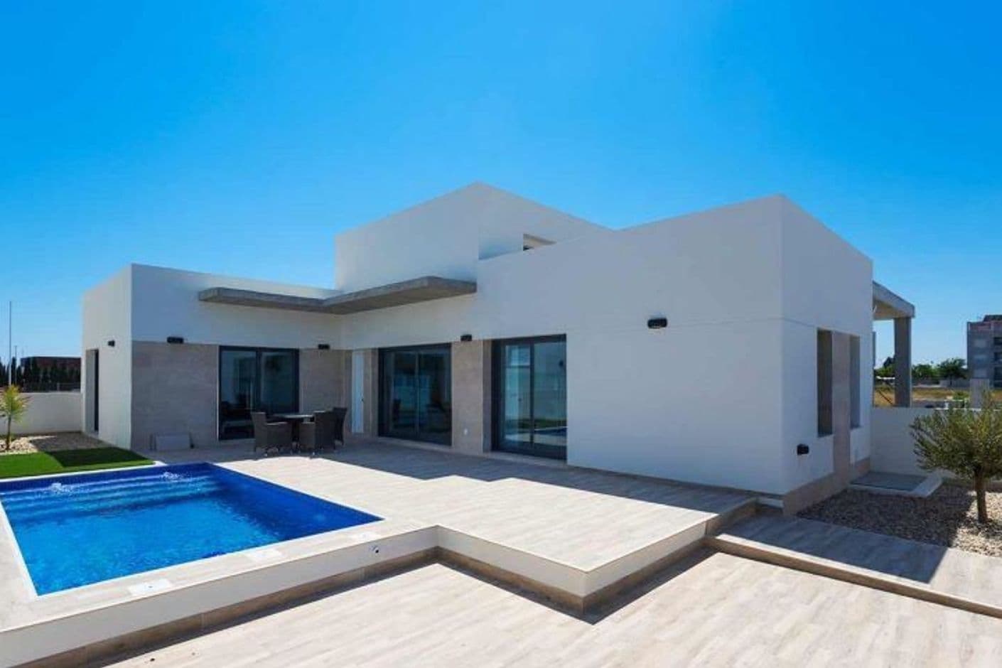 Nueva Daya Villas - Stilren Villa i Medelhavsdesign