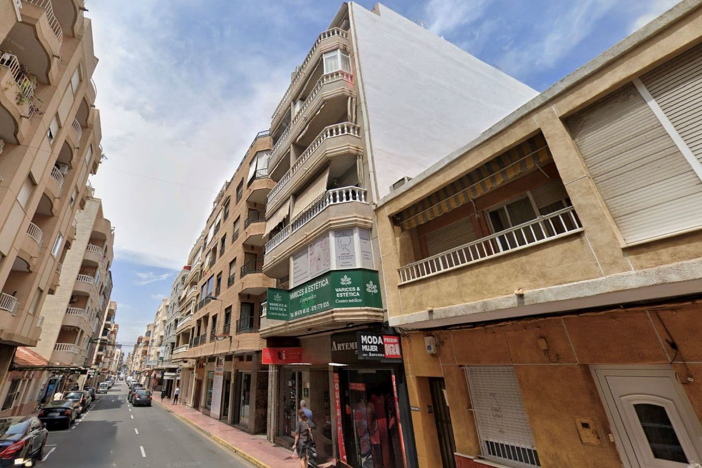 Totalrenoverad lägenhet mitt i centrum – inflyttningsklar!