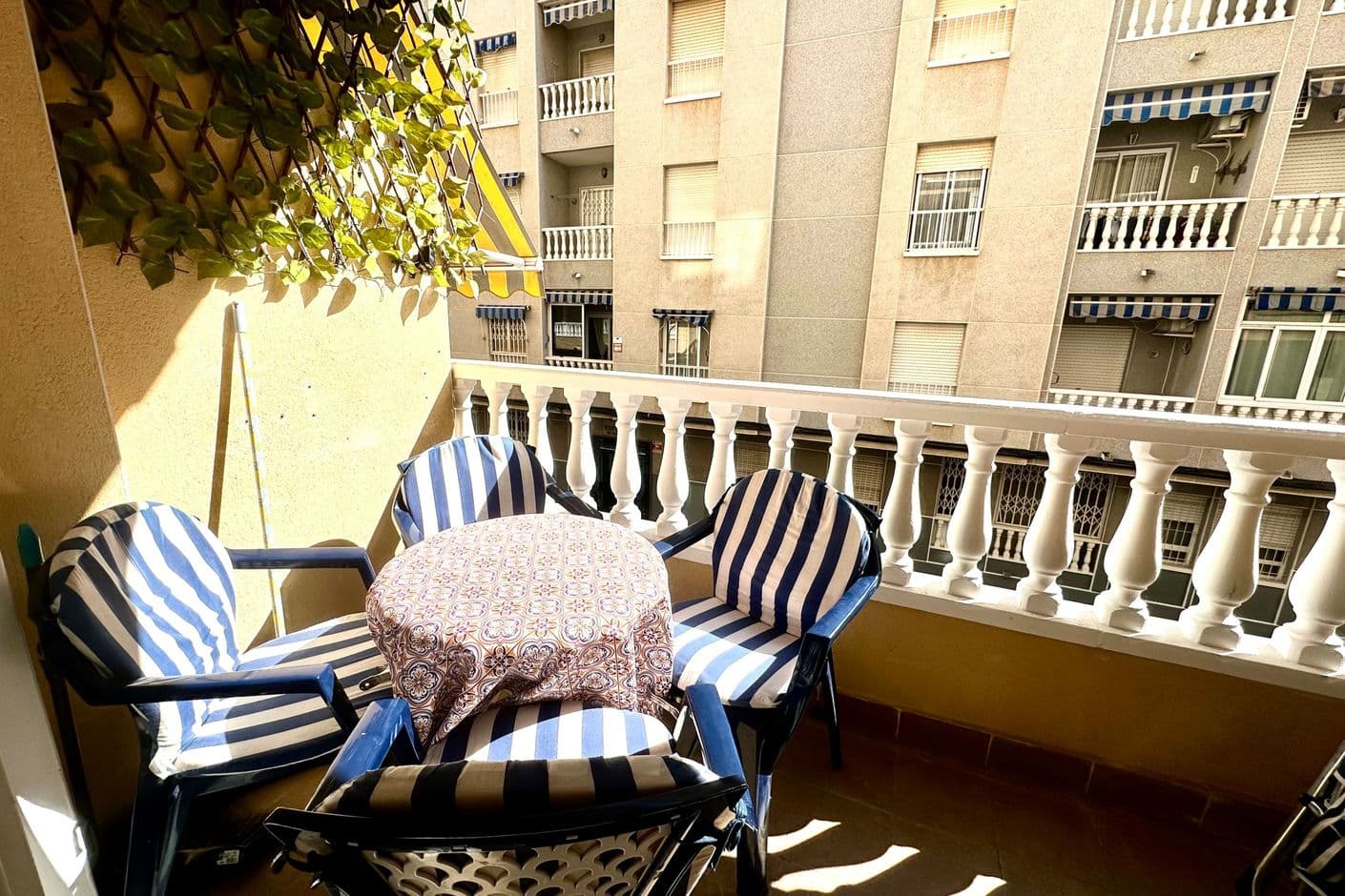 Modernt och nyrenoverat hem nära stranden