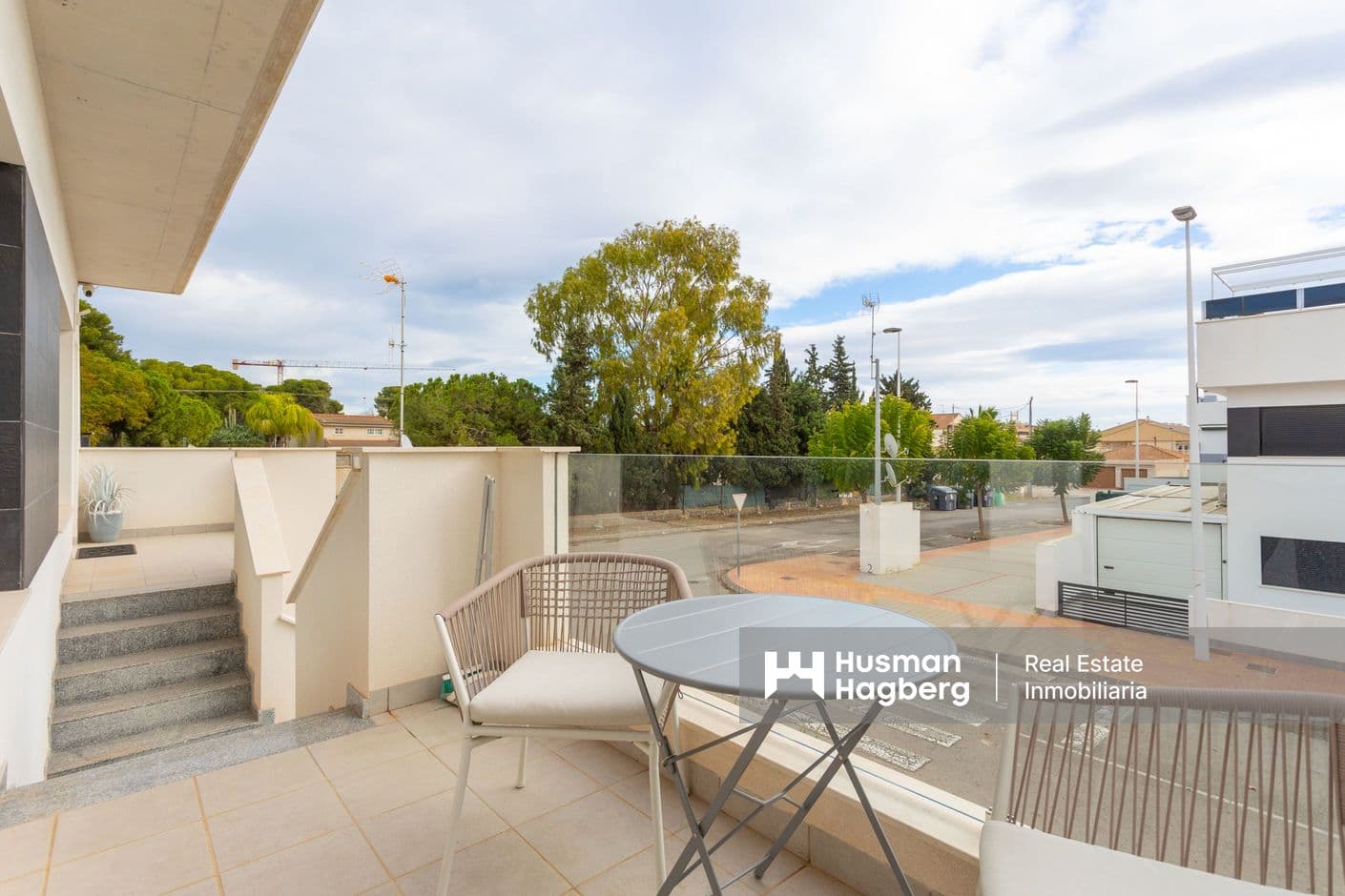 Lägenhet med takterrass, balkong och gemensam pool