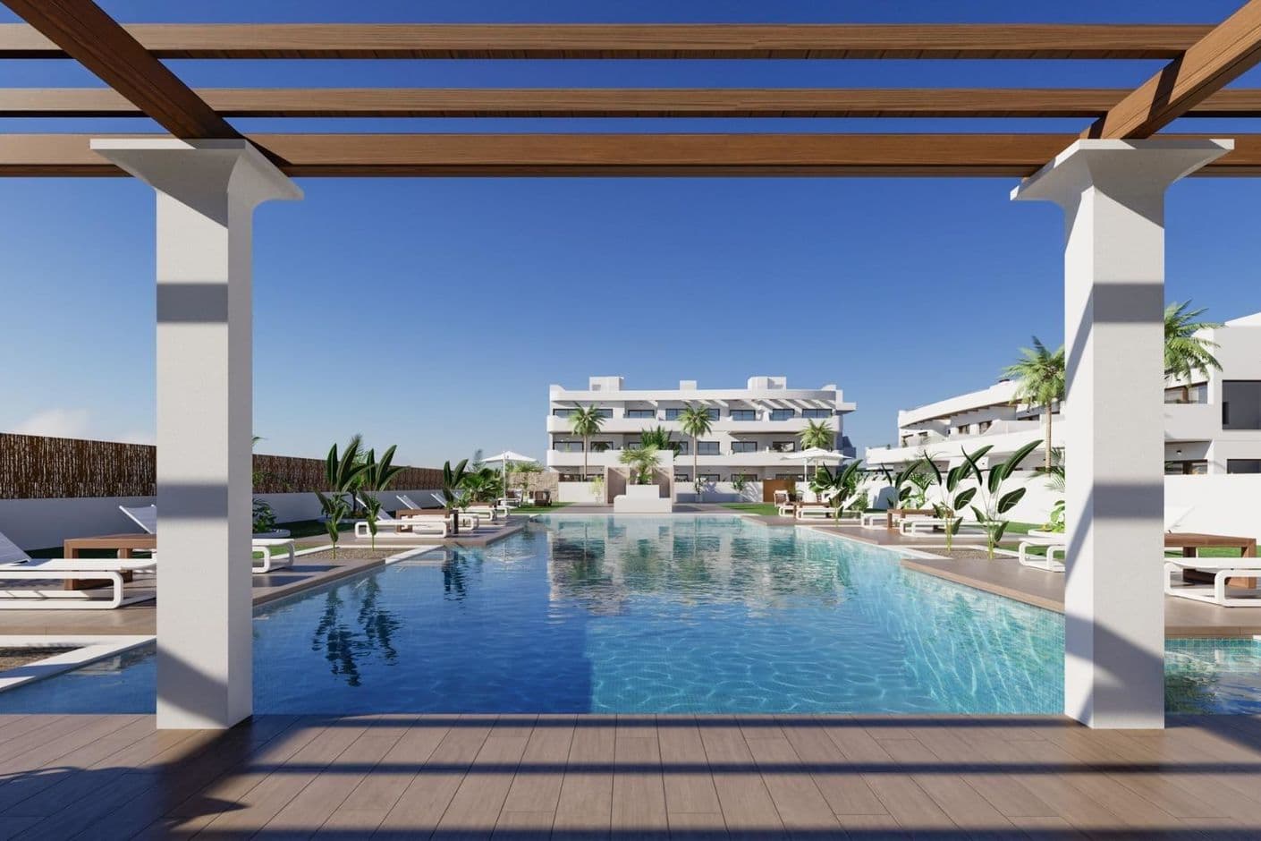 Exklusiv takvåning med privat takterrass nära Serena Golf