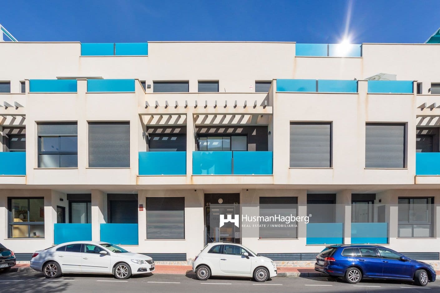 Stilrent och möblerat citynära hem med pool