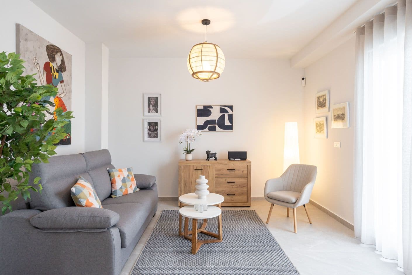 Lägenhet med takterrass och gemensam pool