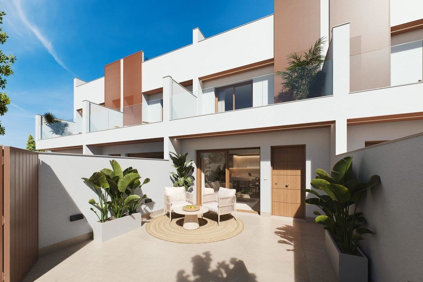 Modern townhouse with private pool and roof terrace