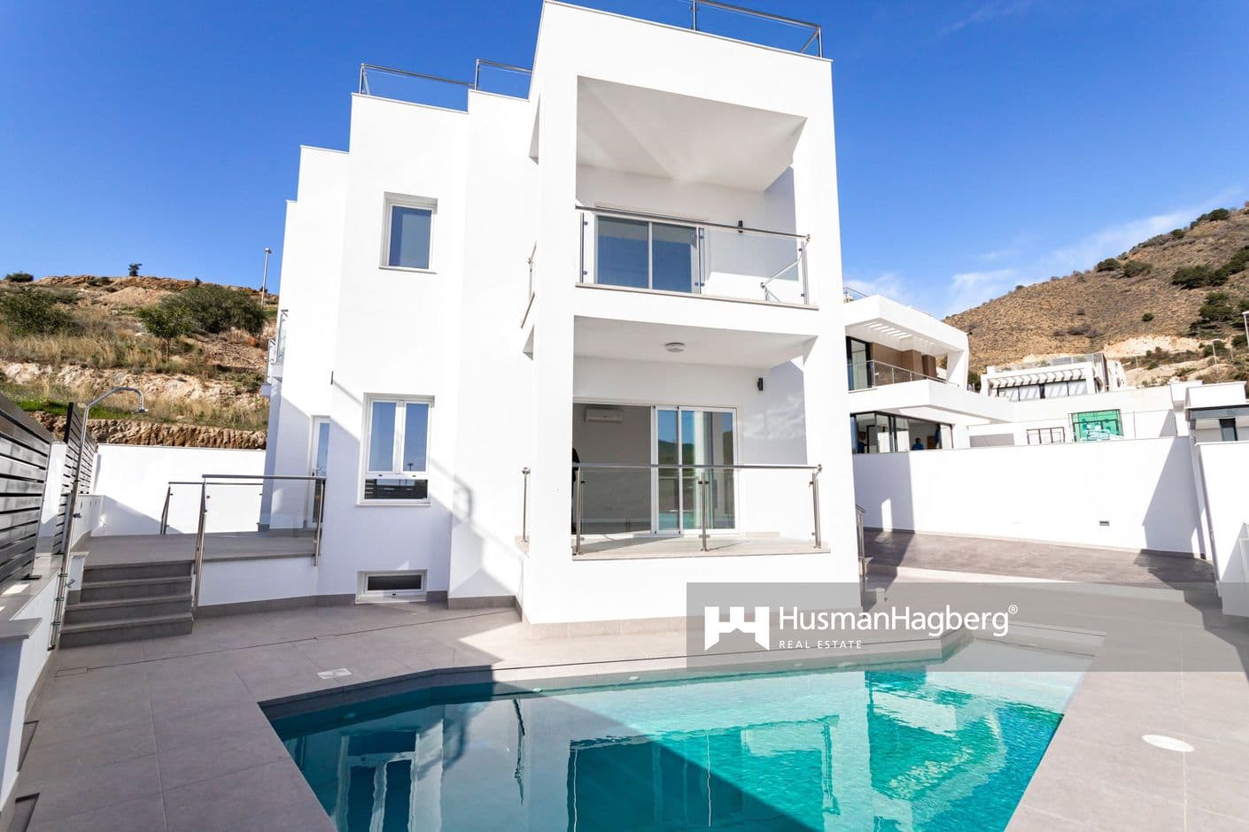 Modern villa with panoramic views over Nerja