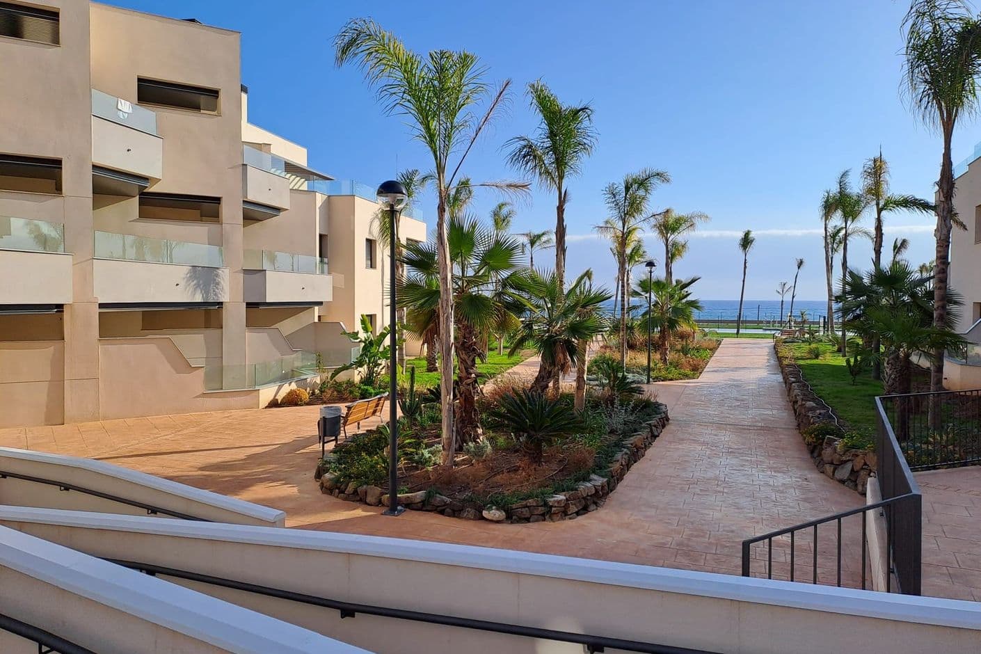 Marinsa Costa Niza - nybyggda lägenheter vid havet