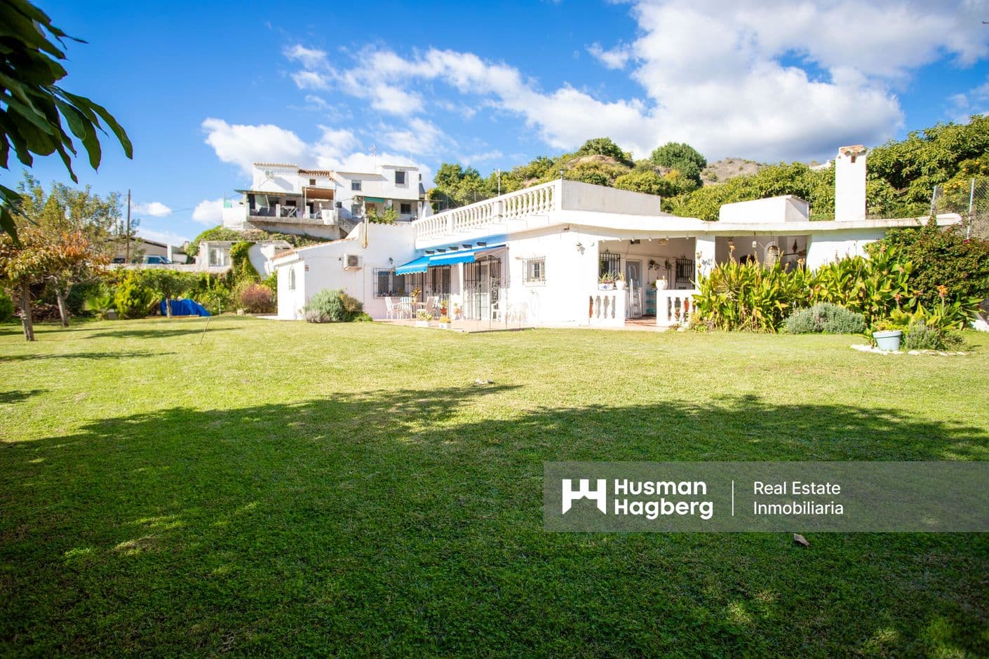 Charmig enplanscortijo med fruktträdgård i vackra Frigiliana