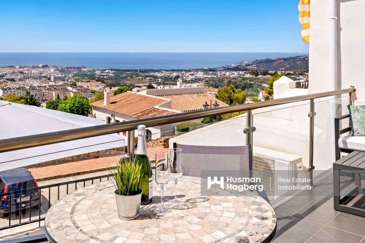 Apartamento en Capistrano con impresionantes vistas al mar.