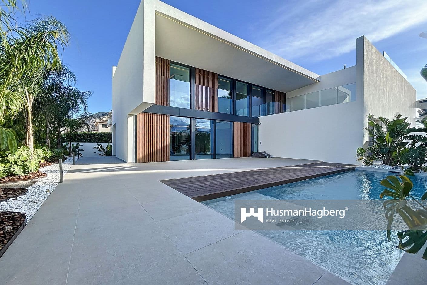 Newly built luxury villa in central Albir Newly built luxury villa in central Albir