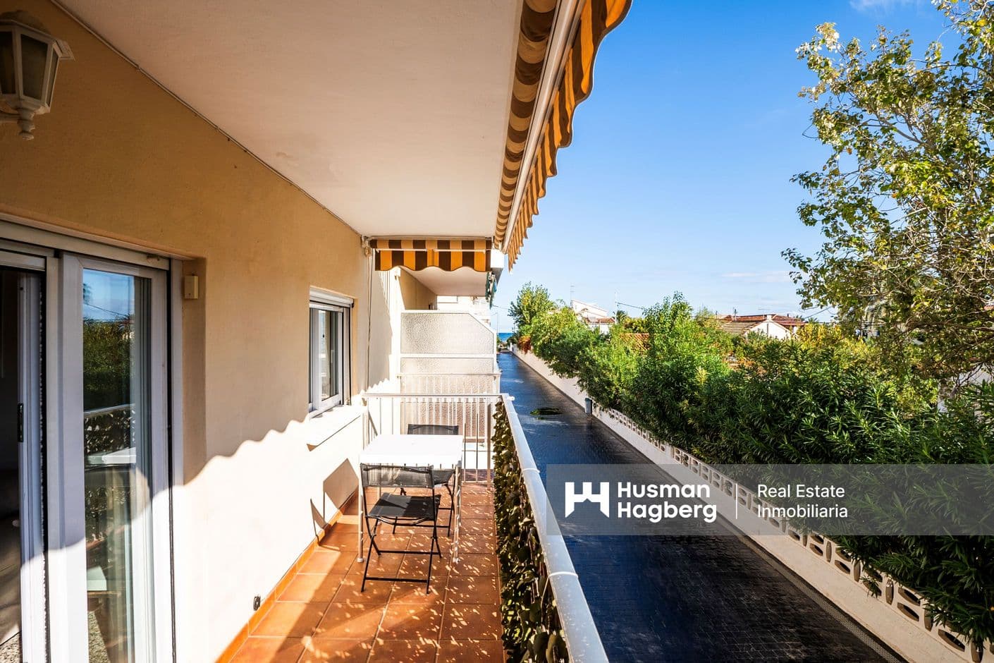 Apartment on the first beach line in Las Marinas Apartment on the first beach line in Las Marinas