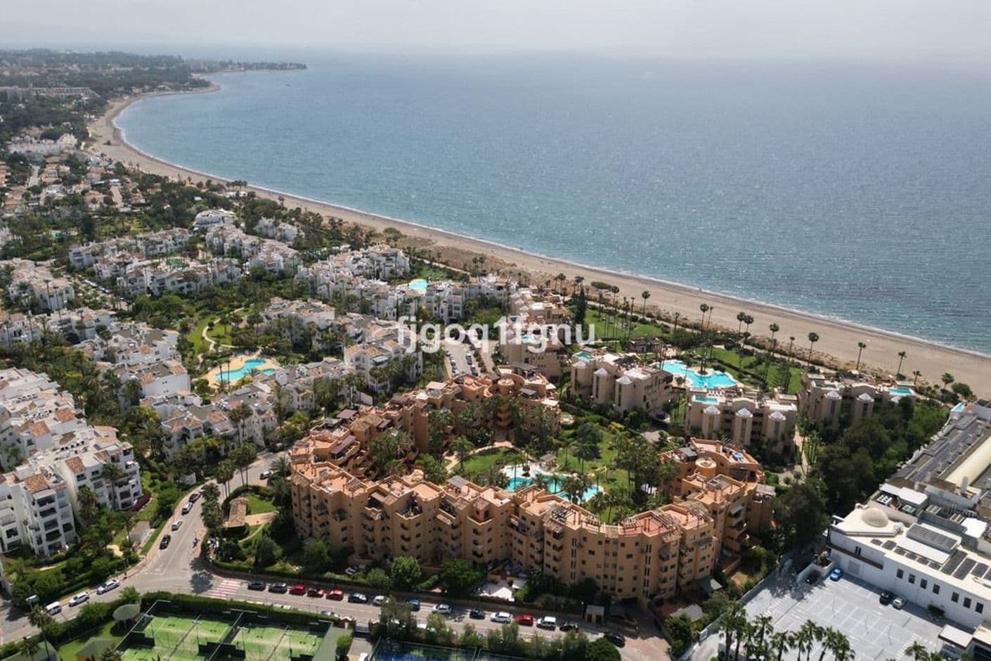 Beachside with 4 bedrooms Beachside with 4 bedrooms