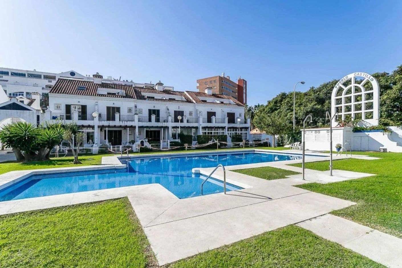 Apartamento en esquina junto a la playa Apartamento en esquina junto a la playa