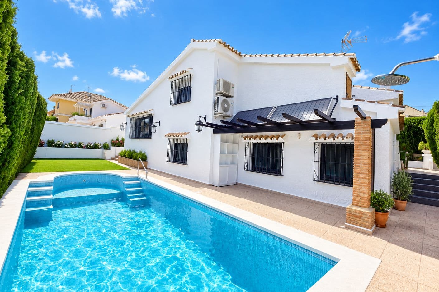 Detached villa private pool Detached villa private pool