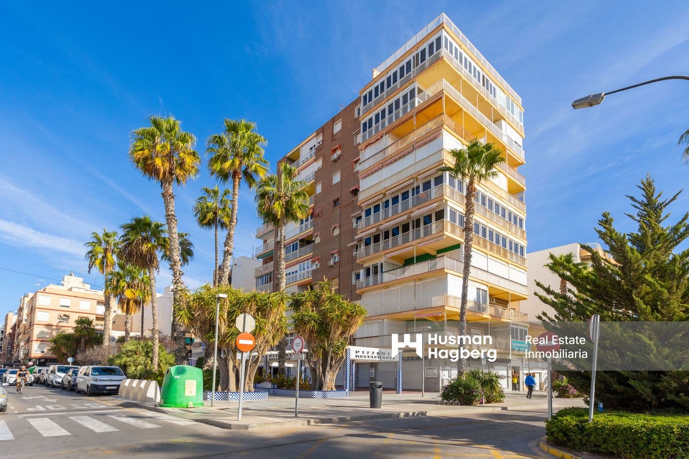 Well-planned apartment with glazed balcony near the sea Well-planned apartment with glazed balcony near the sea