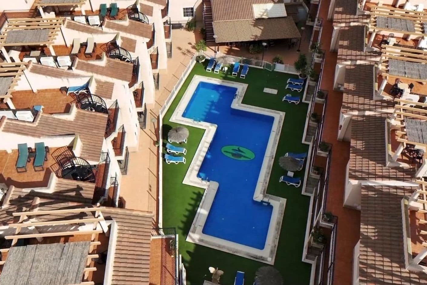 Two-bedroom apartment with terrace – smart investment near the sea in Águilas Two-bedroom apartment with terrace – smart investment near the sea in Águilas