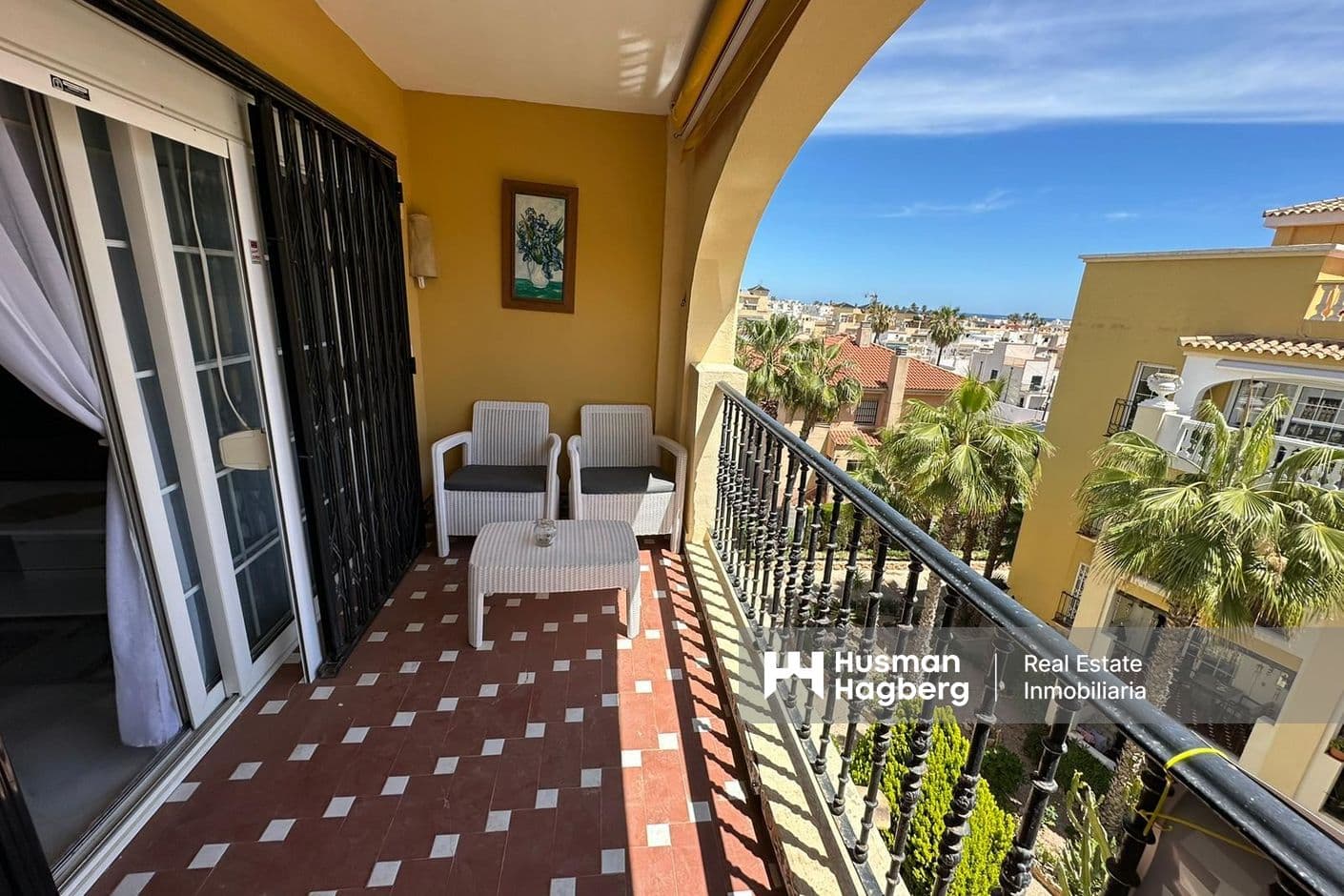 Apartment with terrace, fantastic view and shared pool Apartment with terrace, fantastic view and shared pool