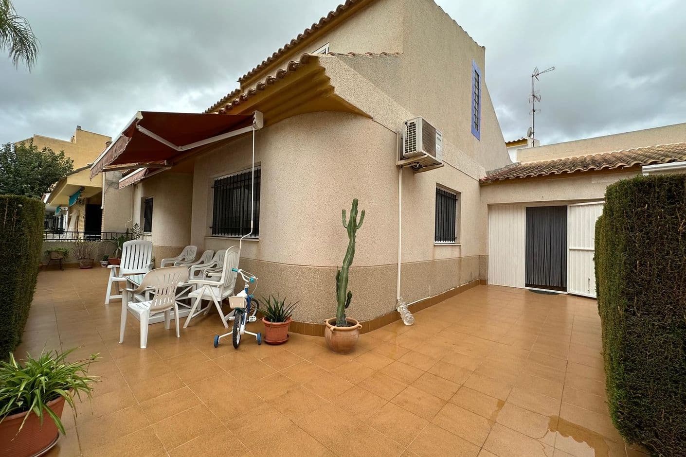 Terraced house with patio and terrace near Playa de la Concha Terraced house with patio and terrace near Playa de la Concha