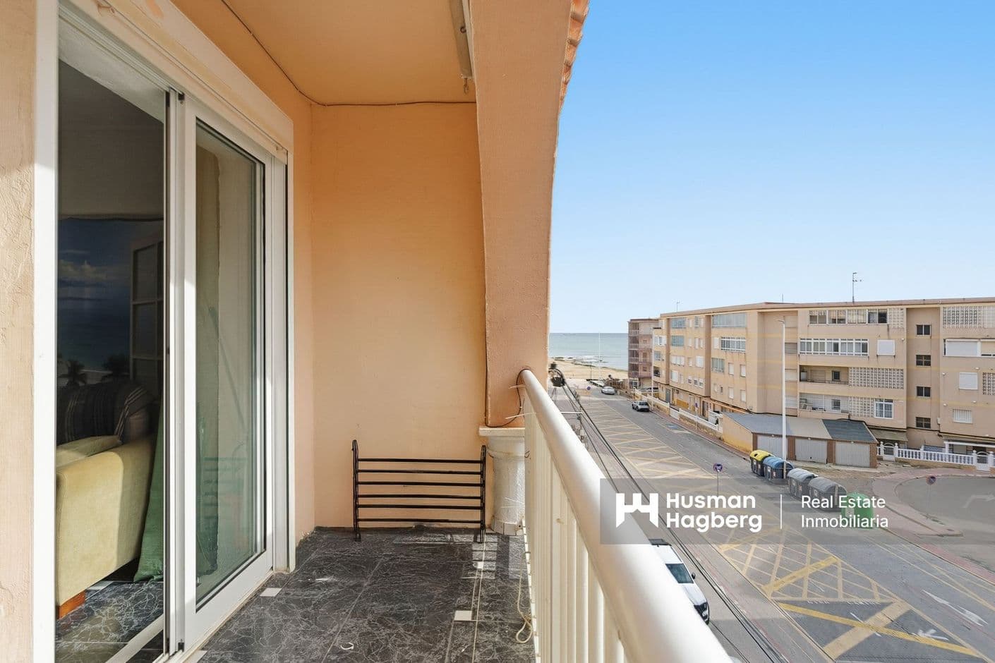 Charming apartment with private solarium and sandy beach as a neighbor Charming apartment with private solarium and sandy beach as a neighbor