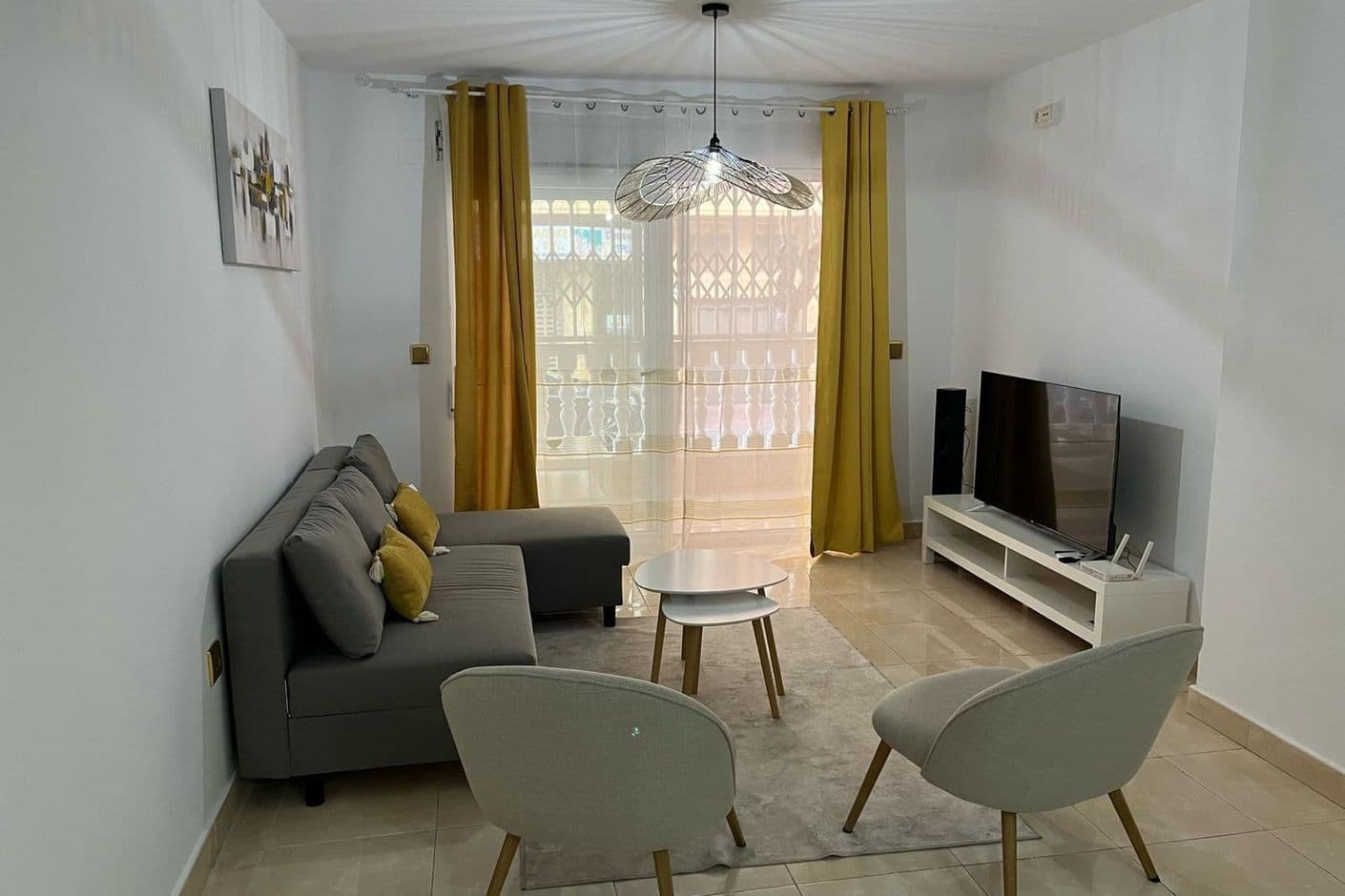 Apartamento elegante y completamente renovado cerca de Playa del Cura. Apartamento elegante y completamente renovado cerca de Playa del Cura.