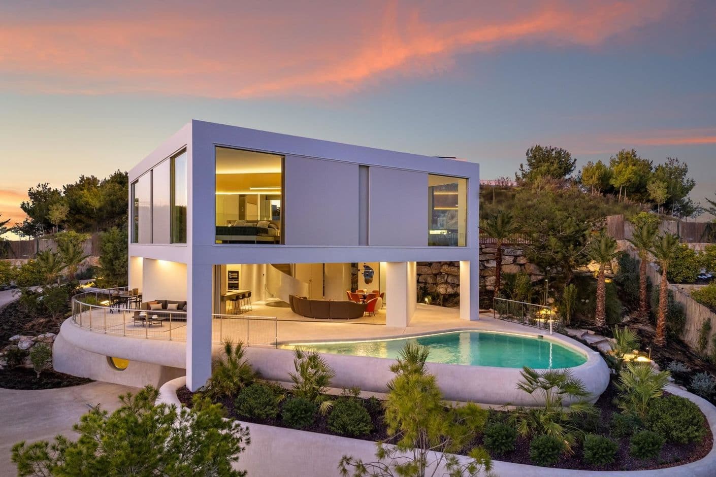 Exclusive newly built villa in prestigious Las Colinas Golf Exclusive newly built villa in prestigious Las Colinas Golf