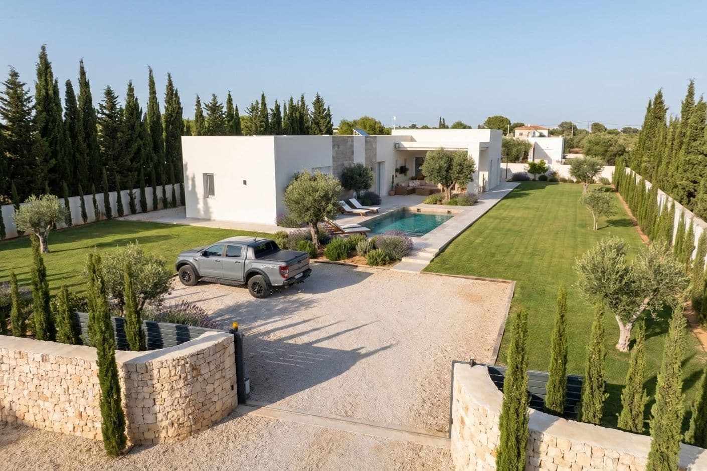 Moderne Villa mit privatem Pool im malerischen Aspe Moderne Villa mit privatem Pool im malerischen Aspe