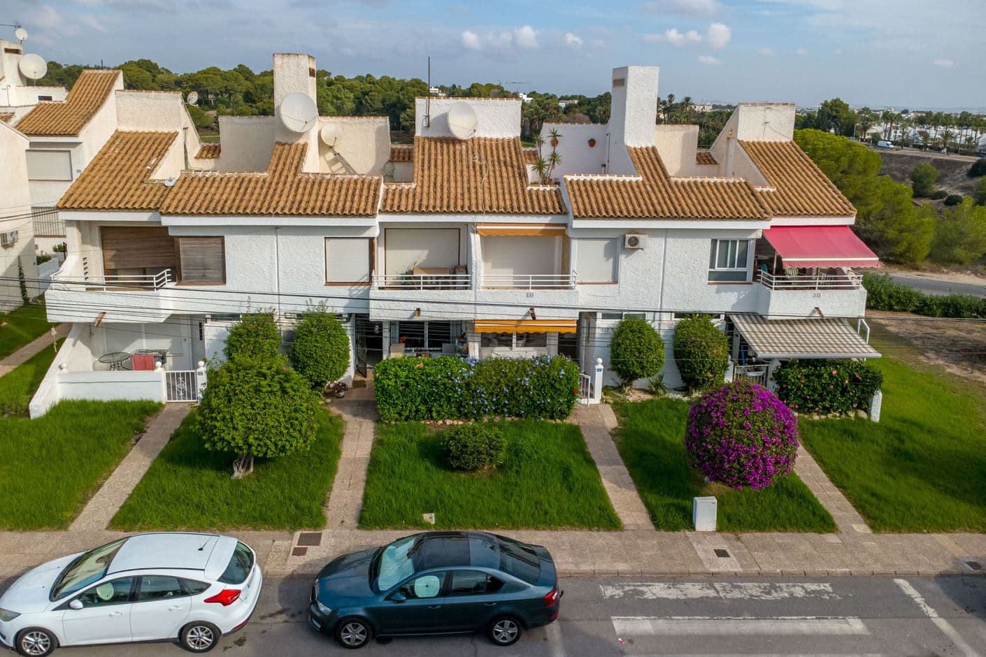 Moderner Bungalow – Zwei-Zimmer-Wohnung im attraktiven Villamartín Moderner Bungalow – Zwei-Zimmer-Wohnung im attraktiven Villamartín